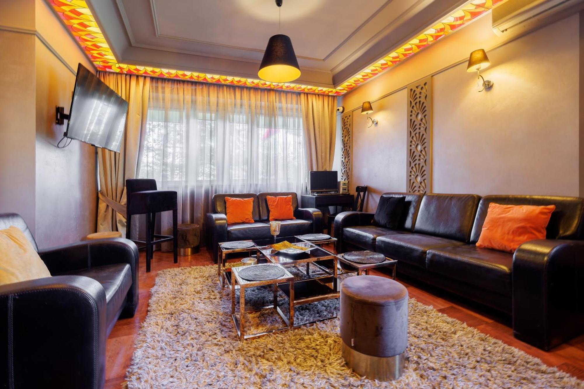 Hotel Cristal Park Tarnów Esterno foto